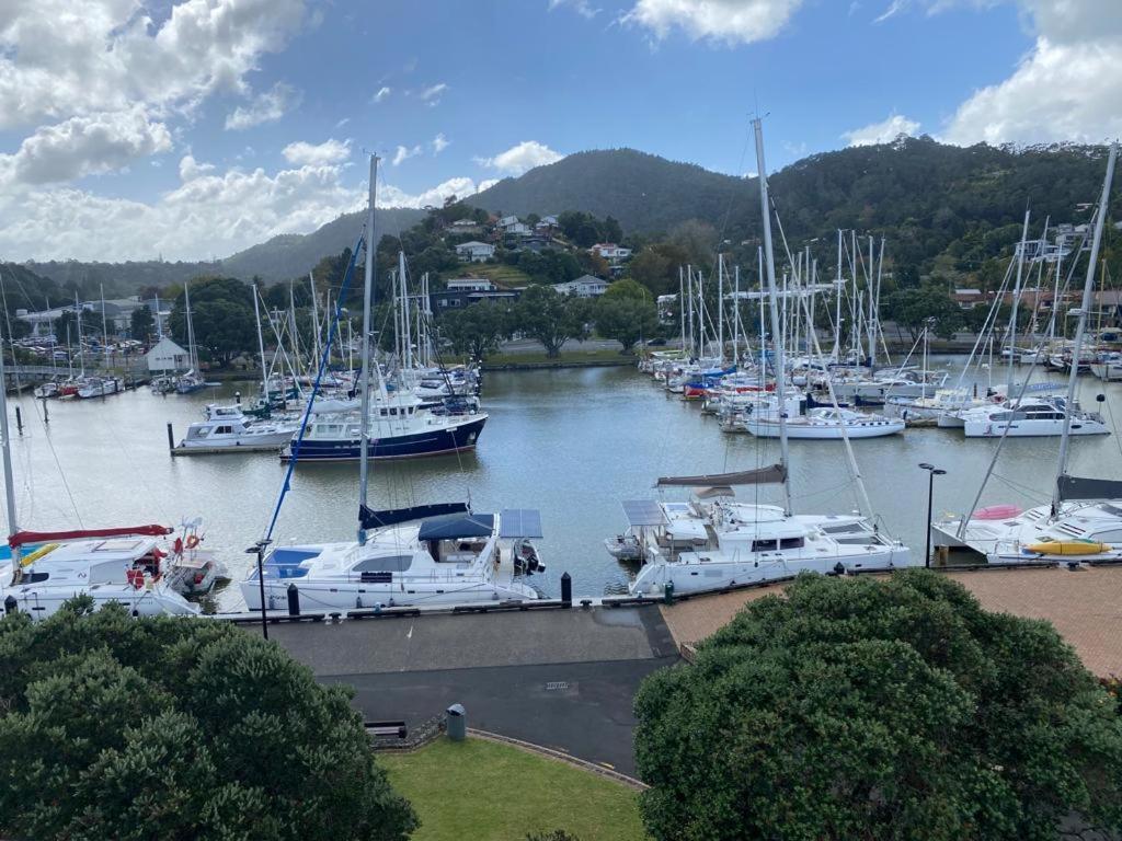 On The Water Boat House Appartement Whangarei Buitenkant foto