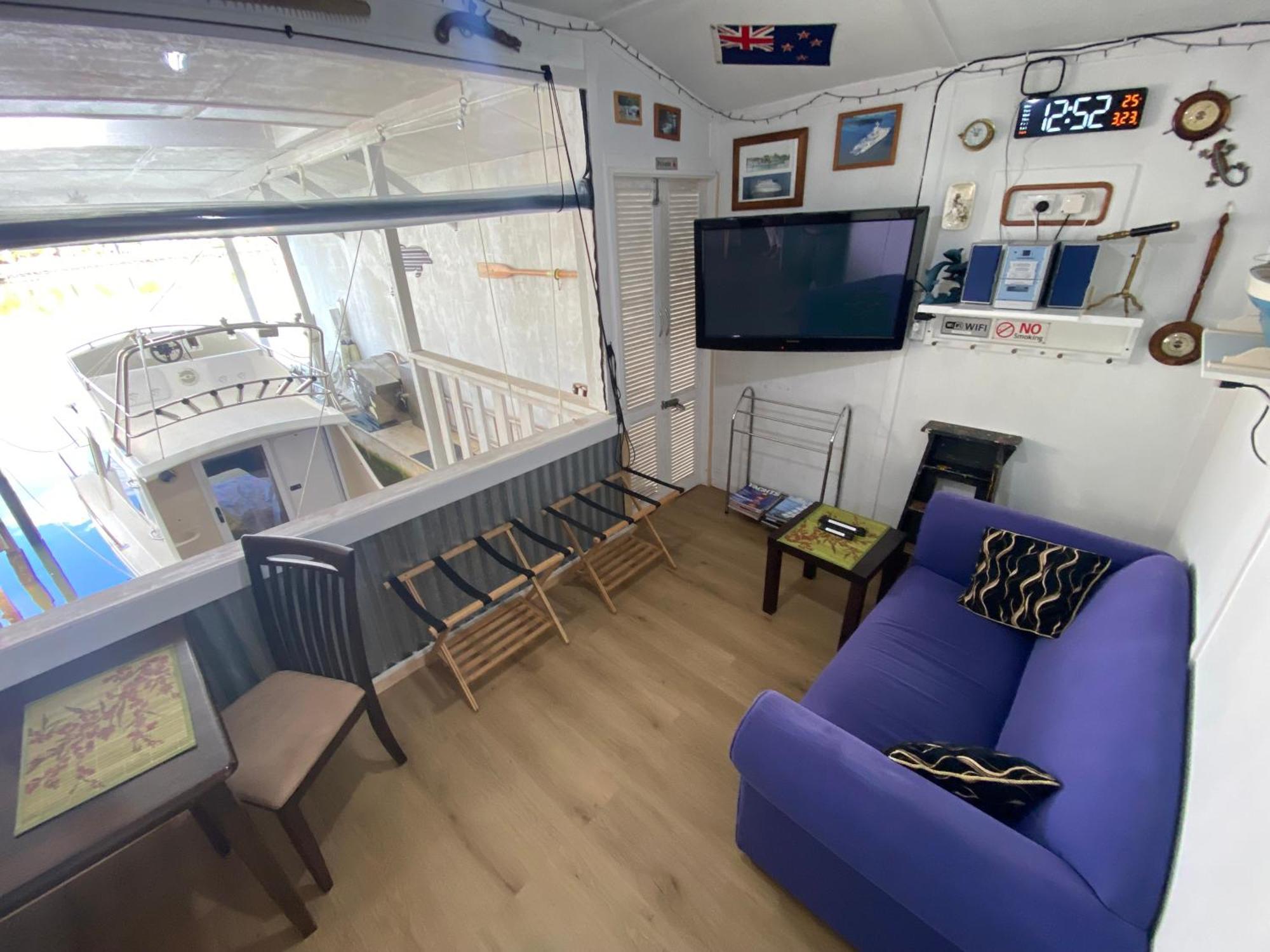 On The Water Boat House Appartement Whangarei Buitenkant foto
